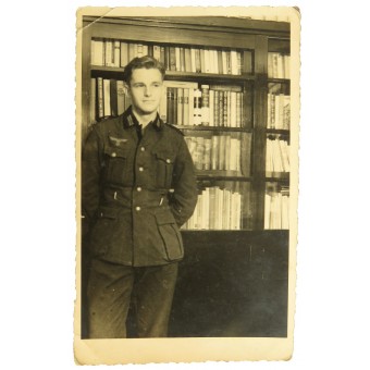 Soldato tedesco durante la sua vacanza a casa. Espenlaub militaria